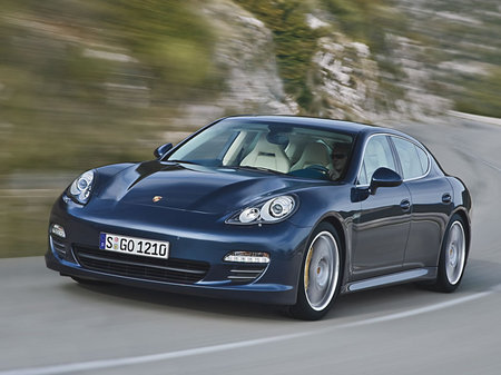 Porsche_Panamera_Interior_7-thumb-450x337